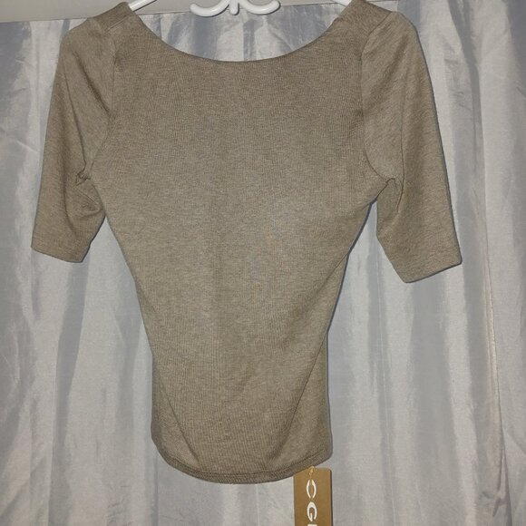 OGL Top NWT Padded - Picture 1 of 3